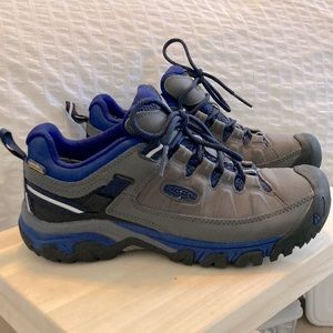 Keen Targhee III WP Hiking Shoes size 9